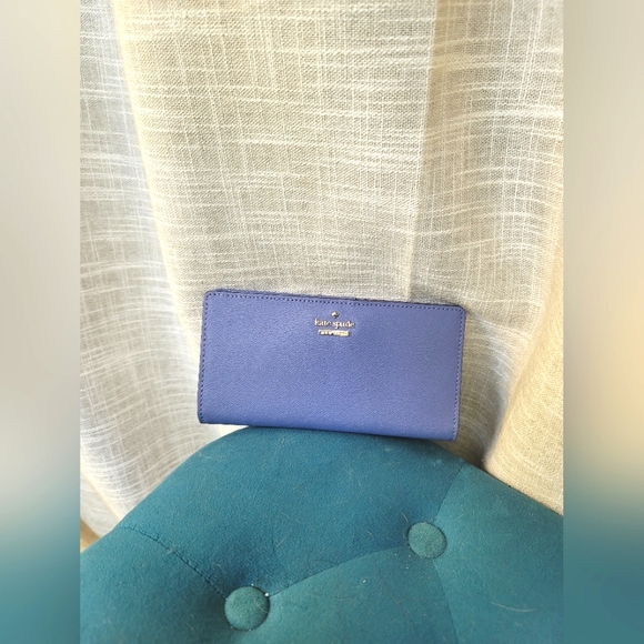 kate spade Handbags - Kate Spade Darcy Slim Wallet